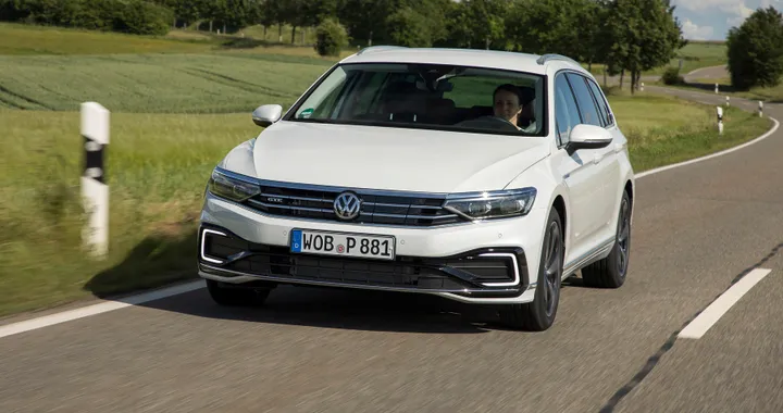 Nuova Volkswagen Passat: dal 2023 solo nella versione Variant