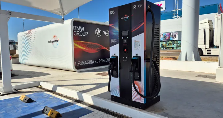 Vecchie batterie come sistema di accumulo per colonnine HPC. Il progetto di Galp