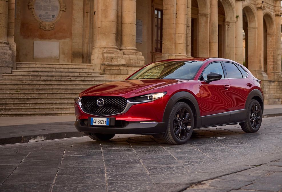 Offerta Black Friday Mazda: extra sconti e tasso al 3,99% sul finanziamento