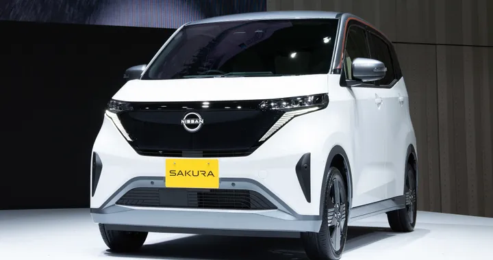 Nissan Sakura, una piccola elettrica per il Giappone con 180 km di autonomia