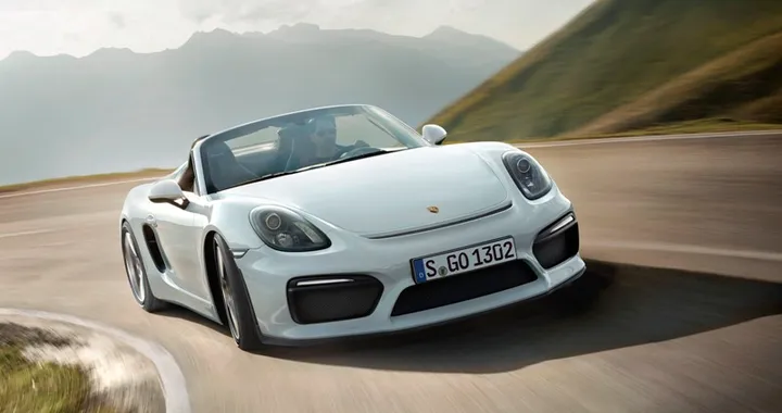 Porsche: le batterie delle auto elettriche sono ancora troppo pesanti