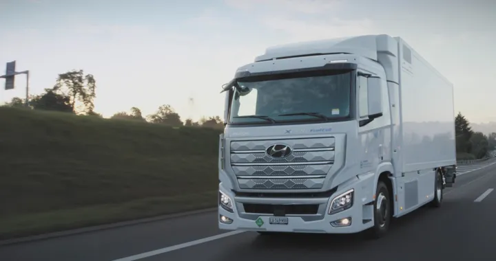 Hyundai punta sui camion Fuel Cell: XCIENT debutta in Europa