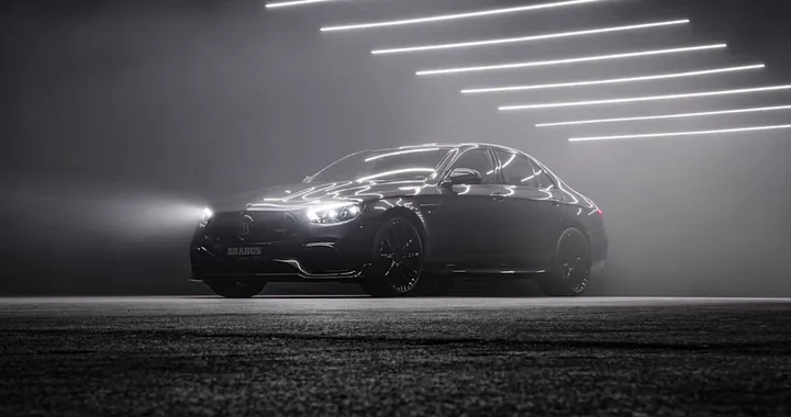 Brabus trasforma la AMG E 63 S in un mostro da 900 CV e 2,8 s