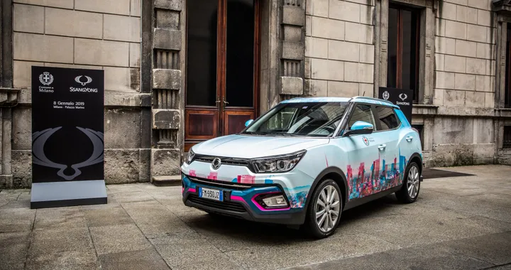 SsangYong Tivoli Milano: consegnato un esemplare al Comune della Città