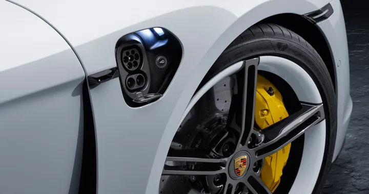 Porsche pensa ad una nuova elettrica rivale della Tesla Model 3 e della BMW i4