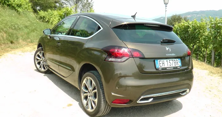Citroen DS4: Tutte le immagini