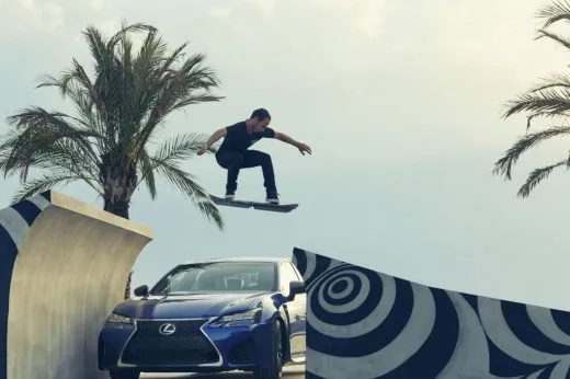 Lexus Hoverboard: lo skate a levitazione magnetica