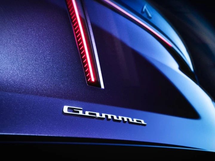 Stellantis, Lancia Gamma in anteprima al Salone di Parigi: tante novità