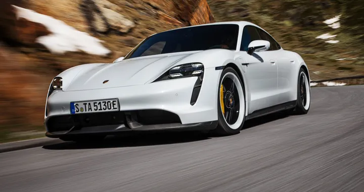 Porsche al lavoro su di una versione ancora più performante della Taycan