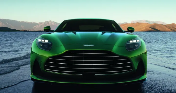 Aston Martin DB12, in arrivo anche la versione Volante. Foto spia