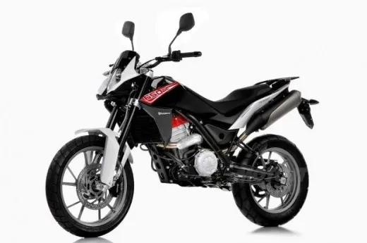 Husqvarna presenta TR 650 Terra e TR 650 Strada, due modelli, due terreni