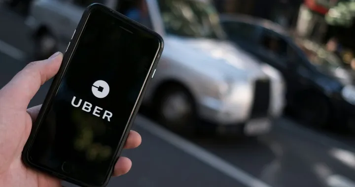 Uber impiega l'intelligenza artificiale per identificare i passeggeri ubriachi
