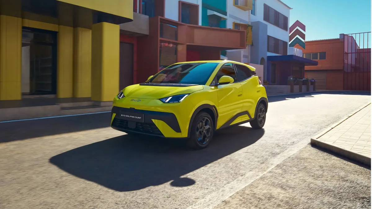 Nuova BYD Dolphin Surf, tutto su allestimenti e dotazioni