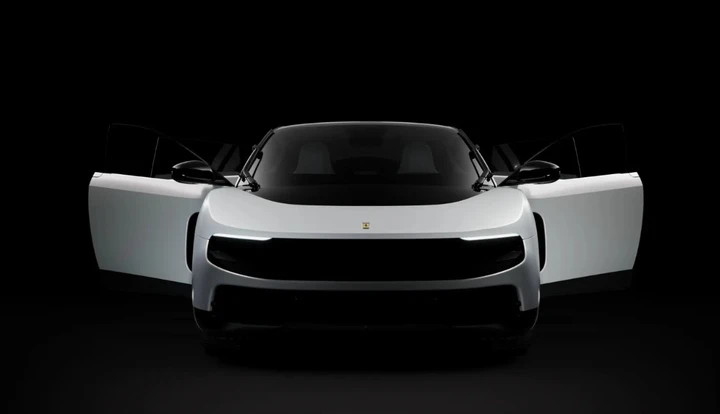 Ferrari Luce, follia a Monterey: la prima elettrica di Maranello venduta a 40 milioni di dollari