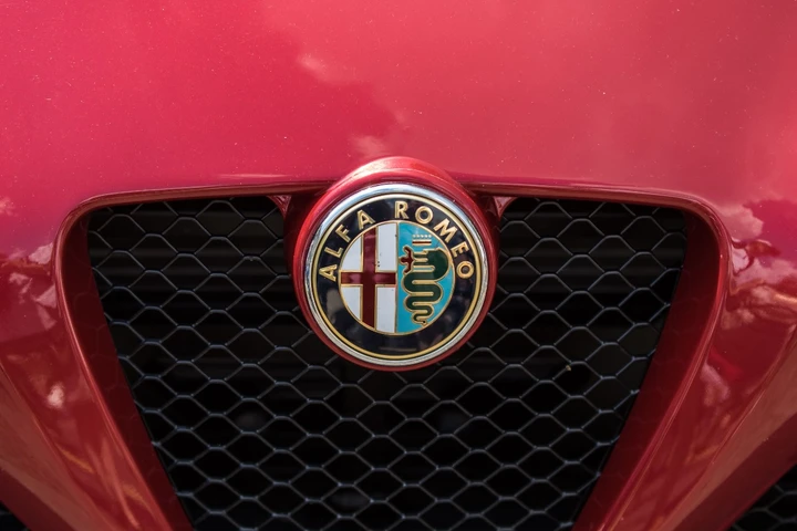 Svelata un'Alfa Romeo inedita: la spider anti-Porsche mai vista prima