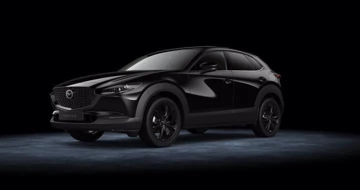 Mazda Black is the new Black, la nuova offerta per Halloween: nero metallizzato in omaggio Mazda Black is the new Black, la nuova offerta per Halloween: nero metallizzato in omaggio
