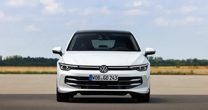 Nuove Volkswagen Golf eHybrid e GTE: le ibride plug-in rientrano negli incentivi