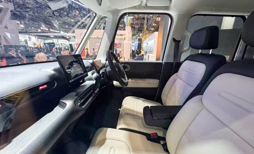 BYD Racco, svelati gli interni della prima kei car del marchio cinese