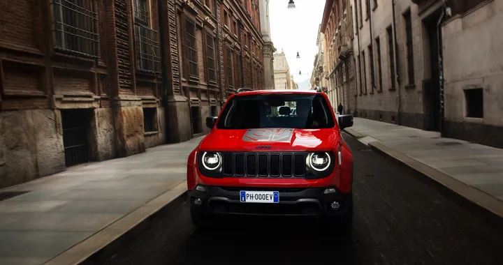 Jeep Renegade vs Volkswagen T-Roc: sfida e confronto tra crossover