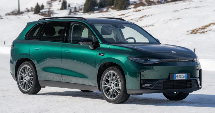 Leapmotor C10, arriva la nuova AWD con 600 CV e doppio motore. Prezzi e c'è pure la Long Range