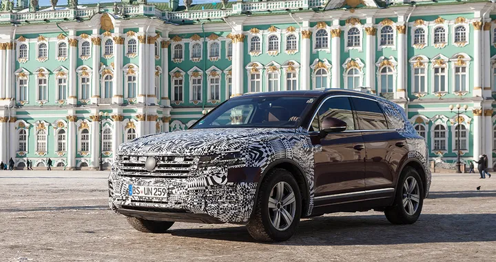 Nuovo VW Touareg: 16.000 km verso Pechino per il debutto
