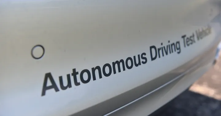 Guida autonoma, BMW ottiene il permesso per i test in Cina