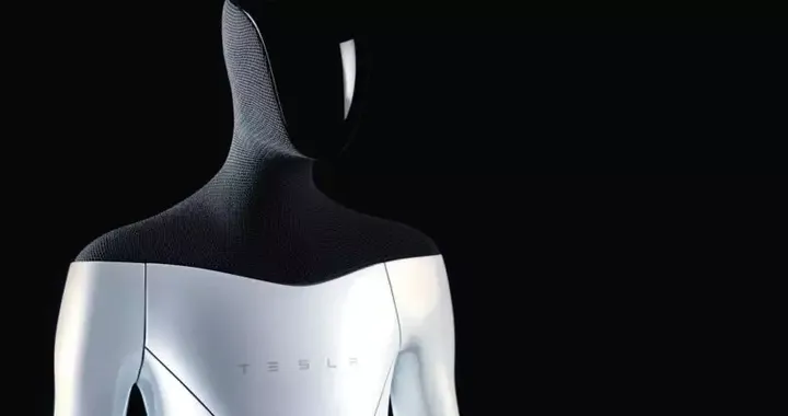 Tesla Bot, il robot umanoide di Elon Musk è (quasi) realtà