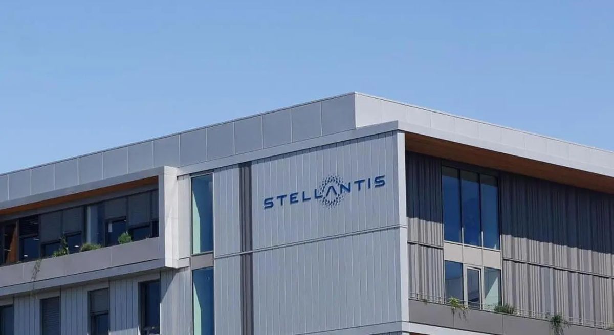 Stellantis punta su fotovoltaico e geotermia per i suoi impianti europei