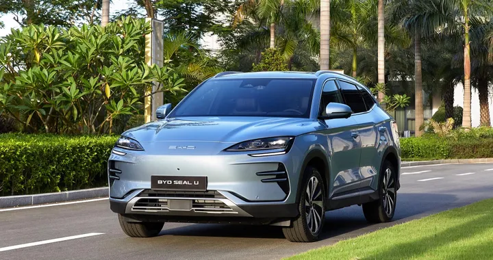 Cina, pioggia di sussidi per le auto elettriche. Per BYD 3,4 miliardi di euro