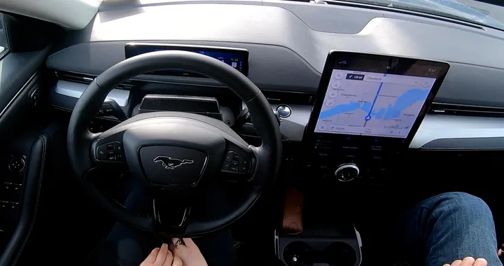 Ford BlueCruise, la guida &quot;senza mani&quot; in autostrada arriva in Gran Bretagna
