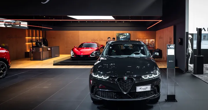 Alfa Romeo Intensa: a Bruxelles la serie speciale per Junior, Tonale, Giulia e Stelvio