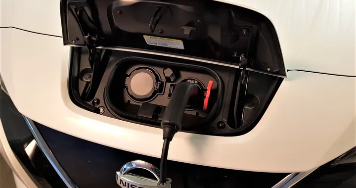 La Francia verso l'addio allo standard CHAdeMO per la ricarica rapida