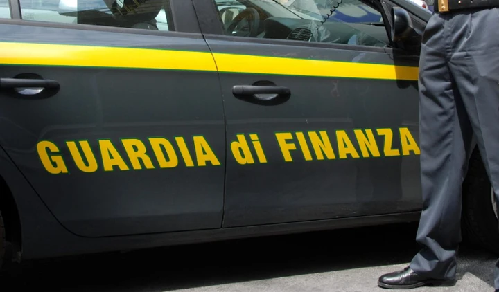 ingrandisci immagine