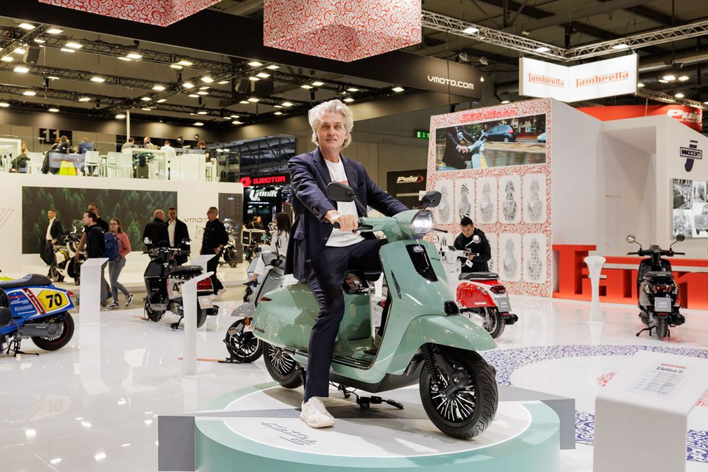 Lambretta svela Elettra S, a EICMA 2025 debutta il suo primo scooter elettrico