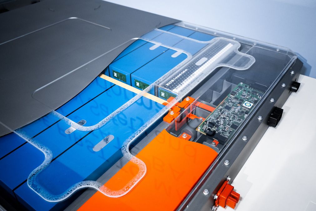 La rivoluzione &ldquo;a metà&rdquo;: l'astuta strategia MG con le batterie allo stato semi-solido