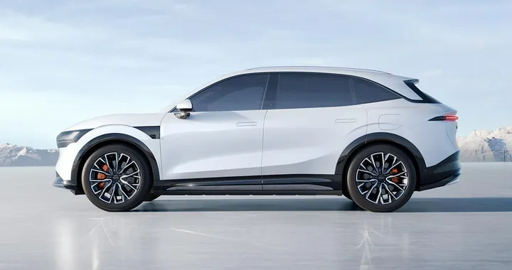 Zeekr 7X: prime immagini del nuovo SUV elettrico. Nuovi dettagli sulle specifiche