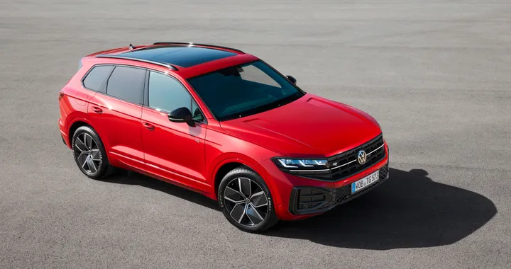 Volkswagen Touareg, al via gli ordini in Italia del restyling. Prezzi