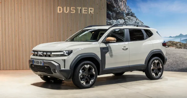 Dacia Duster Hybrid-G 150 4x4, aperti gli ordini: ibrida, GPL e trazione integrale. Ecco i prezzi