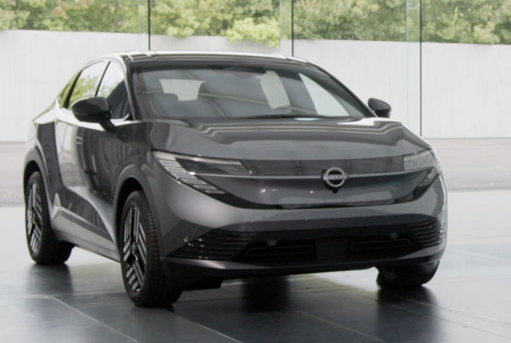 La nuova Nissan Leaf continua a svelarsi: c'è la ricarica bidirezionale