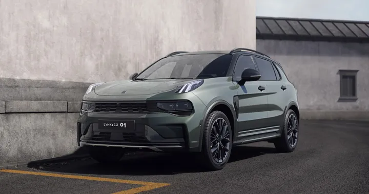 Lynk &amp; Co 01 restyling, ecco quanto costa il nuovo SUV Plug-in