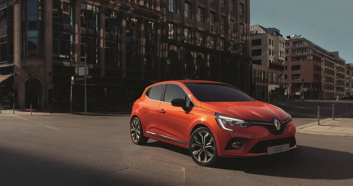 Nuova Renault Clio 2019, svelati gli esterni: squadra che vince non si cambia
