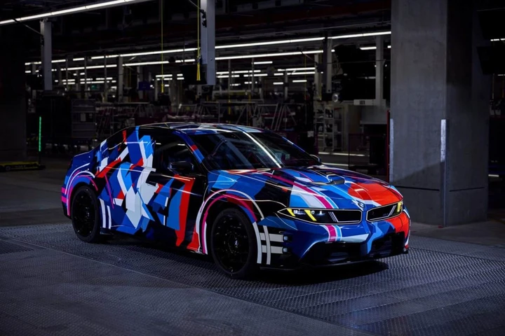 BMW M3 elettrica: 4 motori, 100 kWh e sfida al termico nel 2027