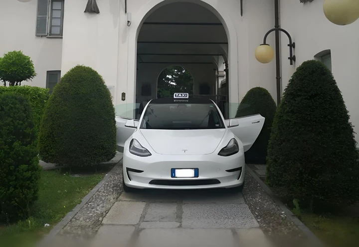 Tesla Model 3, il caso record italiano con 600.000 km percorsi e batteria originale
