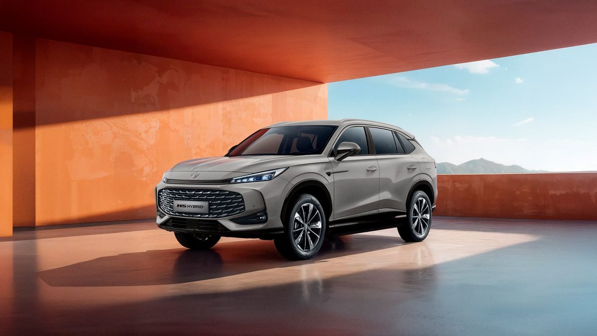 MG HS Hybrid+ arriva in Italia. Caratteristiche del motore ibrido e prezzi