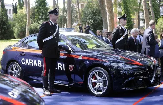 Alfa Romeo Giulia Quadrifoglio, ecco quella dei Carabinieri