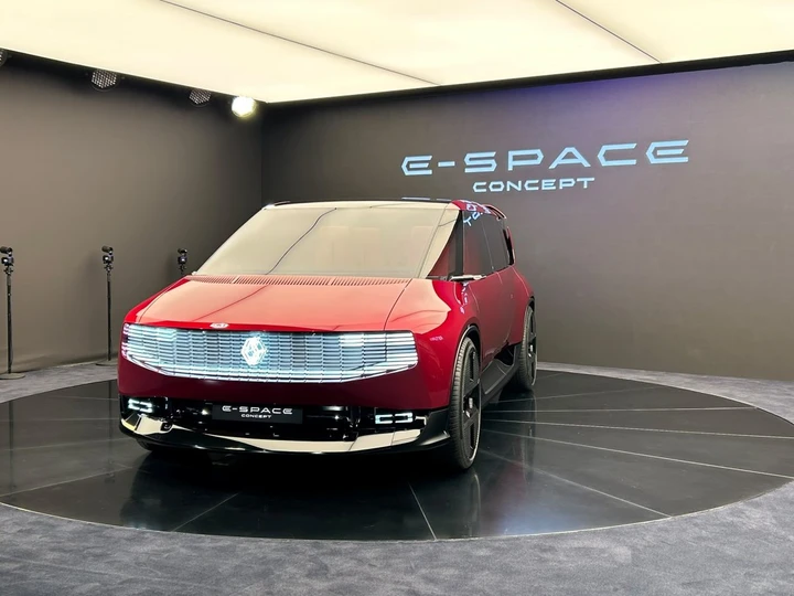 Renault E-Space Concept, il ritorno delle voitures à vivre in chiave elettrica