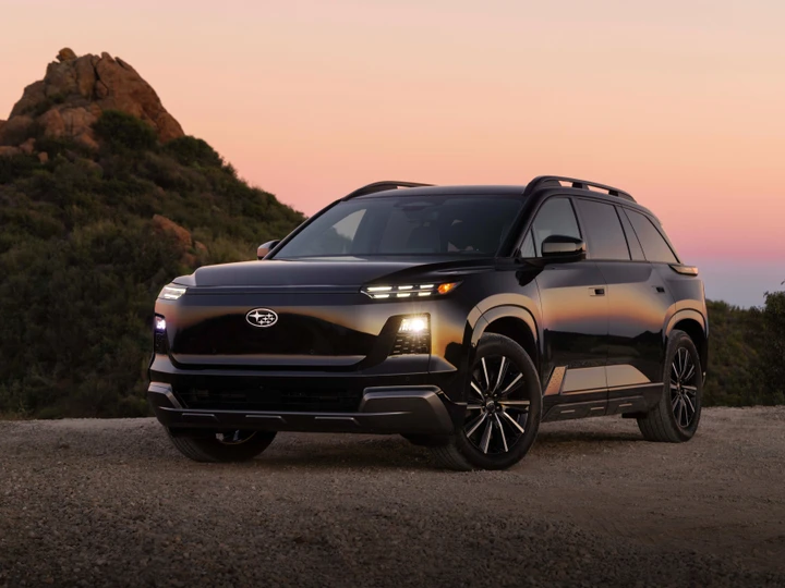 Subaru Getaway: debutta il SUV elettrico 4x4 con 7 posti e 420 CV
