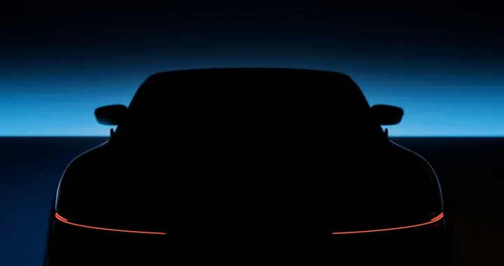 BMW: due teaser anticipano la one-off che sarà svelata a Villa d'Este