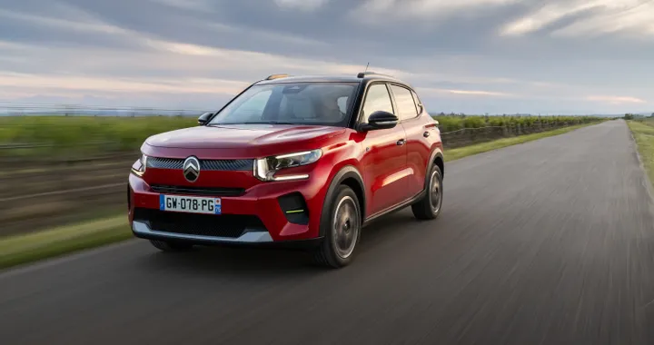 Le piccole auto elettriche piacciono sempre di più in Italia