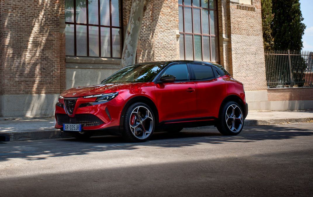 Alfa Romeo Junior 2026, con il nuovo Model Year arrivano nuovi allestimenti